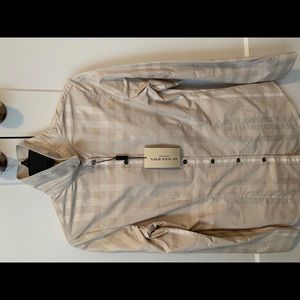 AUTH Burberry Button Down Shirt SIZE 4